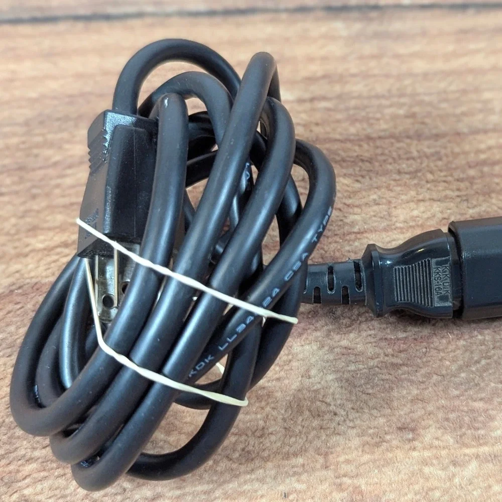 Iomega Zip Drive AC‎ Adapter Power Supply Charger 5VDC 1.5A SA051AS